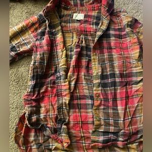 American eagle boyfriend fit flannel! Extremely soft! size xs, barely worn